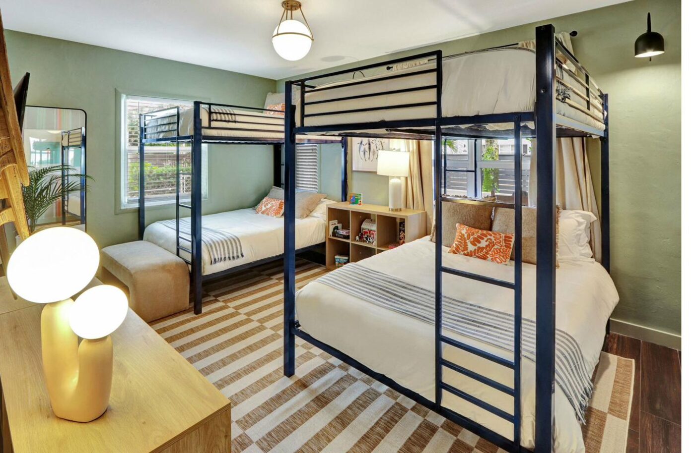Bunkbed Room